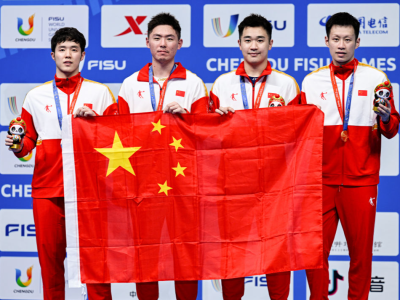 大运会羽毛球赛中国队夺得4枚金牌