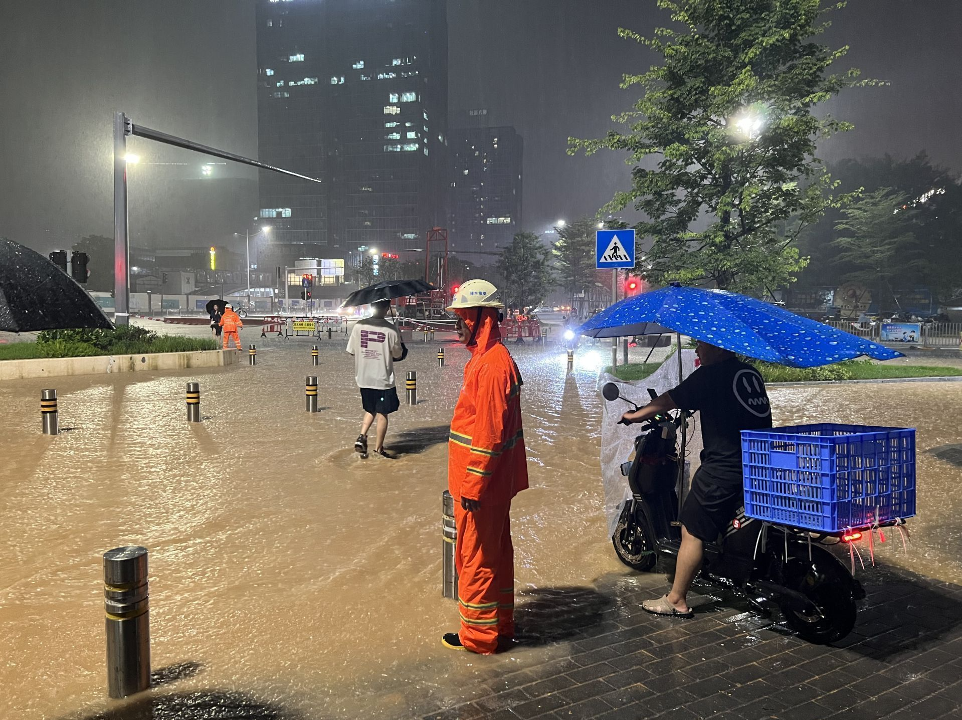 关注持续强降雨 | 深圳解除全市所有暴雨预警信号