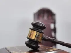 一学生被骗9800元后自杀，电诈主犯陈某慧被判处无期徒刑