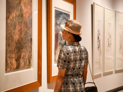 “画里中国·当代中国画大展”在关山月美术馆开幕，展现时代风姿