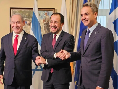 以总理：以色列将在3至6个月内确定向欧洲出口天然气的路线