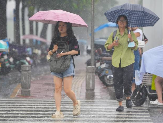 冷空气给雨水套餐续费三天，广东人的体验版“秋天”将上线