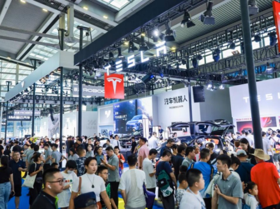 长假去哪玩？2023（第十五届）深圳国际车展开幕了！