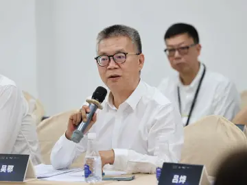 高质量发展调研行·高端对话 | 爱梦集团CEO、舒达中国区总裁吴鄂：在红海中“杀出”一片蓝海