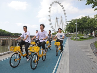 骑新款小黄车CityWalk漫游深圳，美团单车举办文明骑行活动