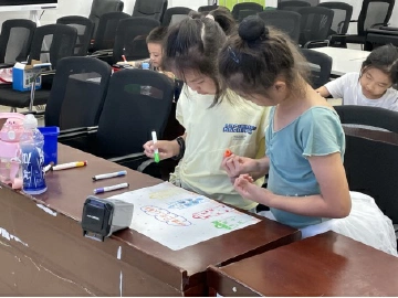 小小议员为垃圾分类出谋划策，园东社区举行垃圾分类儿童议事会
