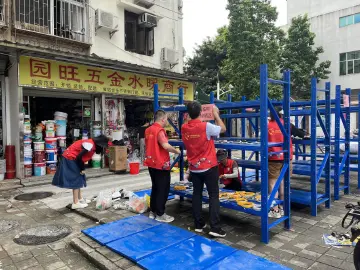 园东社区：全力以赴做好防汛工作