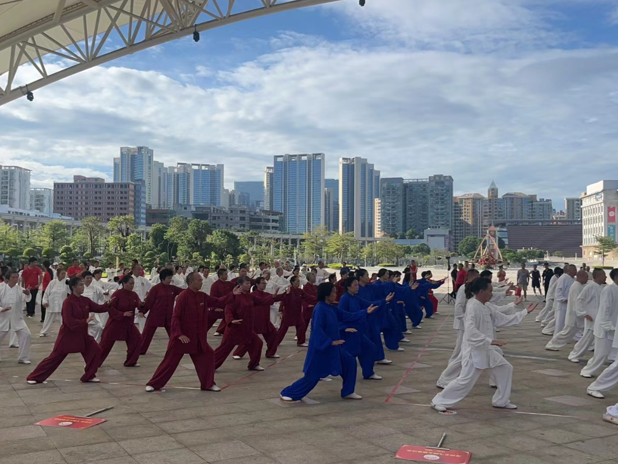 宝安新桥第七届太极拳交流比赛活动举行