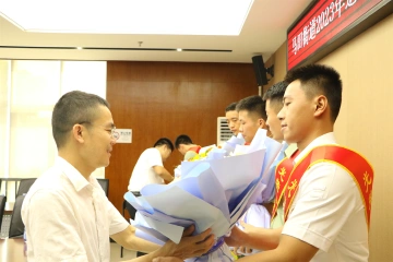“兵”至如归，欢迎回家！马田街道迎接退役士兵光荣返乡