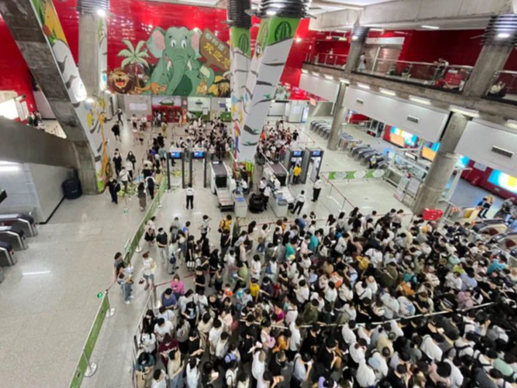 长假期间，广州塔、动物园等地铁站将视情况“飞站”