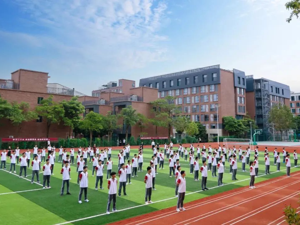 看！大鹏这所中学荣获广东省武术进校园先进单位