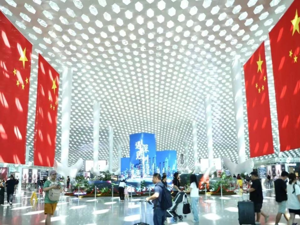 深圳机场节前出行热度“升温”，航空公司加密热门城市航班