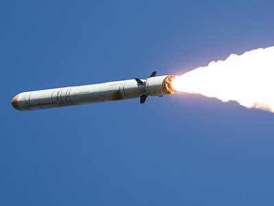 乌克兰研制两千公里射程导弹，俄军腹地目标不再安全？