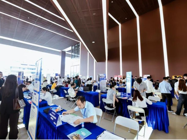  深圳技术大学：以产业需求为导向，2023届毕业生去向落实率近90%