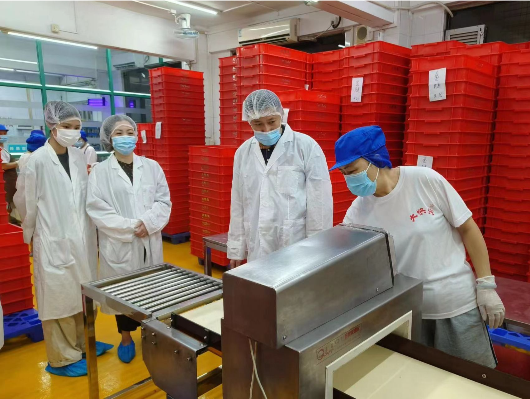 深圳市市场监督管理局南山监管局开展月饼生产专项检查