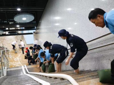 持续强降雨！深圳地铁全力保障运营服务和市民安全