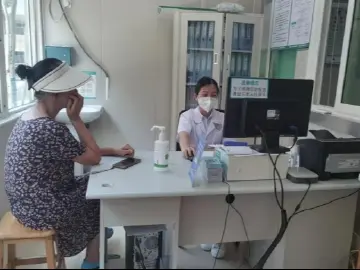健康服务假期不打烊，深圳医护人员坚守“医”线守护市民健康