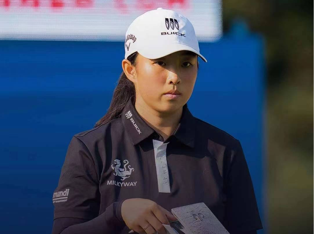 祝贺！20岁殷若宁登顶女子高尔夫世界第一