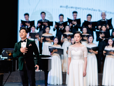 望月和声，情动万象！深圳歌剧舞剧院合唱团访演老挝大获成功