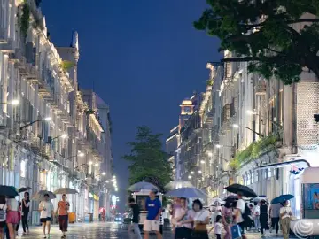 苏拉”袭广东 “海葵”奔浙闽