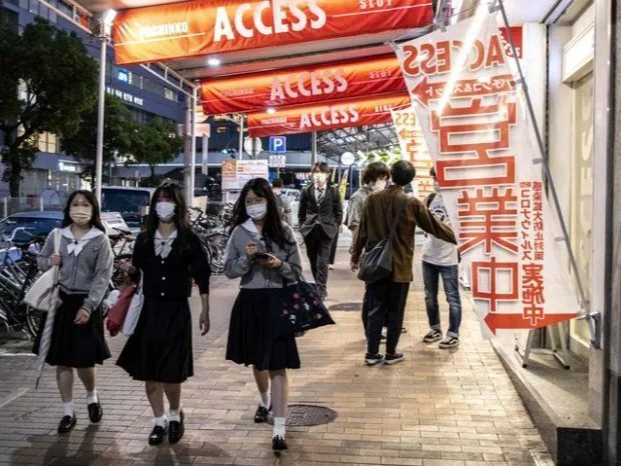 日本数百人食物中毒，波及“半个日本”