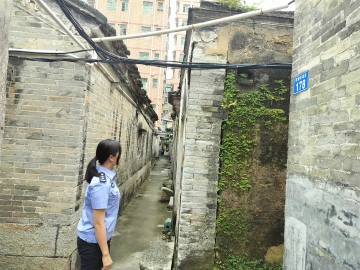 玉塘街道红色小分格闻“风”而动战“苏拉”