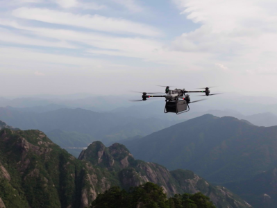 黄山风景区率先开辟无人机运输航线，累计运输物资超过96吨