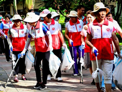 助力构建和谐社区环境 桃源街道龙珠社区开展丰富多彩的志愿者活动