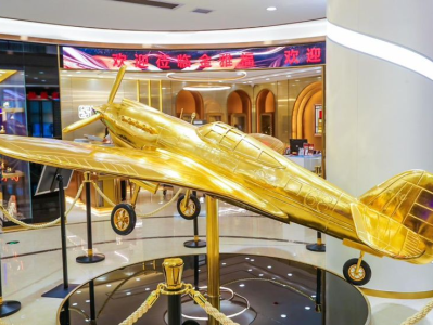 获吉尼斯世界纪录，3D打印技术打造全世界最大黄金贴金定制飞机摆件