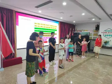 “携手互助，至‘扇’至美”，华林社区开展亲子活动