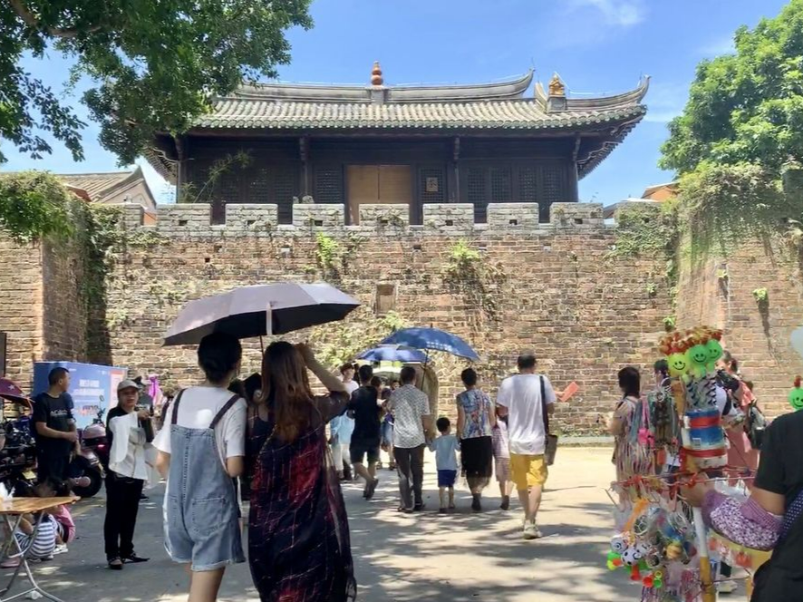 于客家古村推窗见海，漫步深圳“小镰仓”大鹏半岛