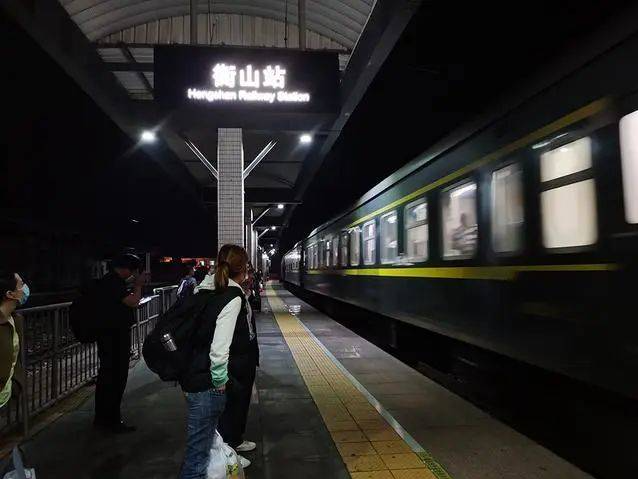 杀人的刀是怎么带上火车的？广州铁路深夜通报！