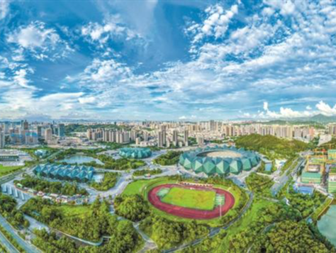 龙岗区委七届五次全会召开 以全球视野国际标准谋划建设深圳东部中心