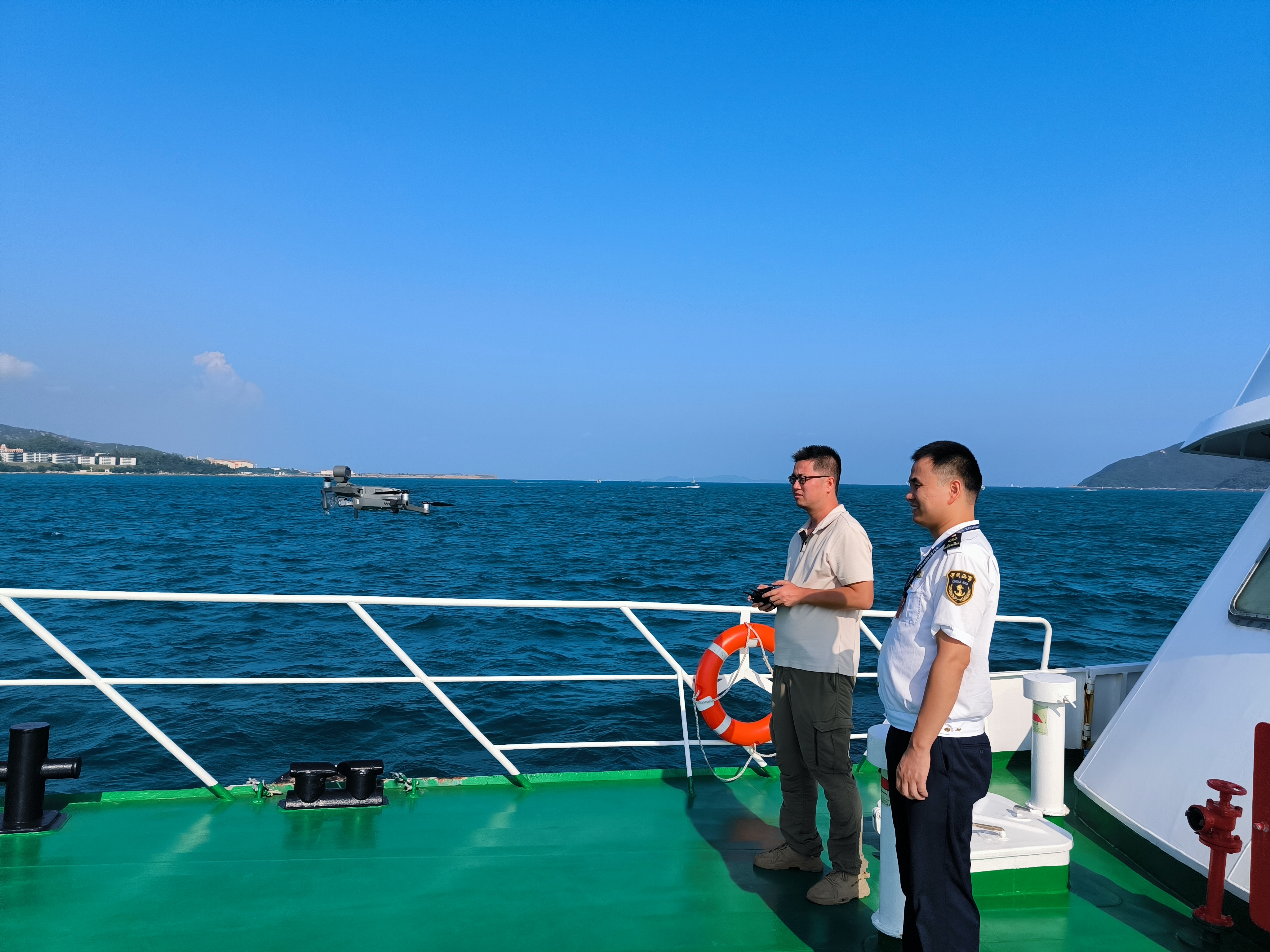 大亚湾海事局节日坚守一线确保海上安全