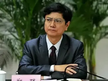 被举报“婚内出轨包养情妇”？网红校长郑强回应：消息不实，已报警
