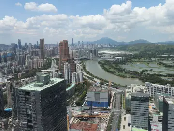 争分夺秒抢抓工期，深圳重点工程建设节日“不打烊”