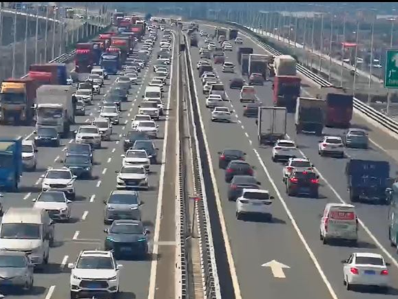 返程高峰杀到，中秋国庆广东高速车流同比增长约14%
