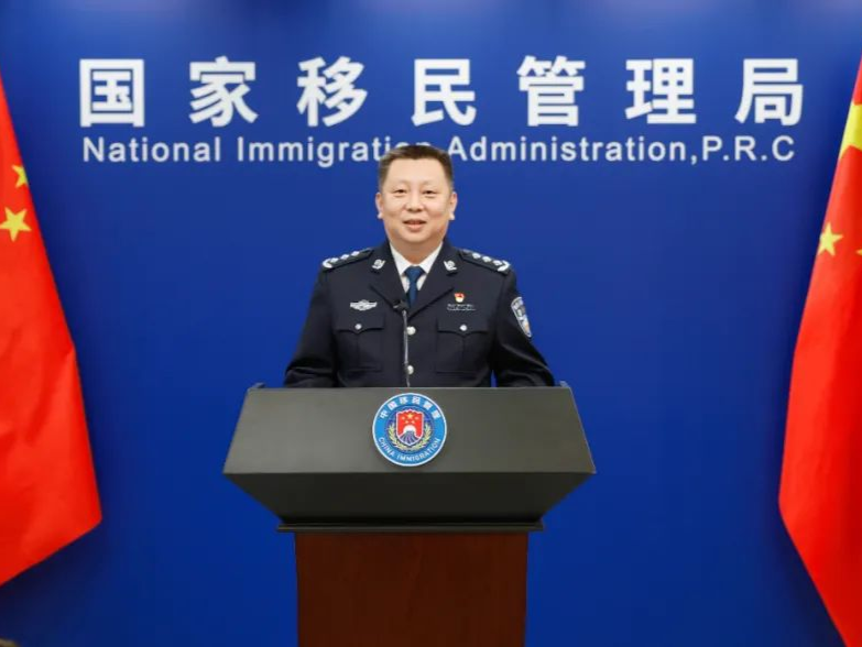 延期回乡证有效期至12月31日，香港中旅提醒：尽早换证避开高峰