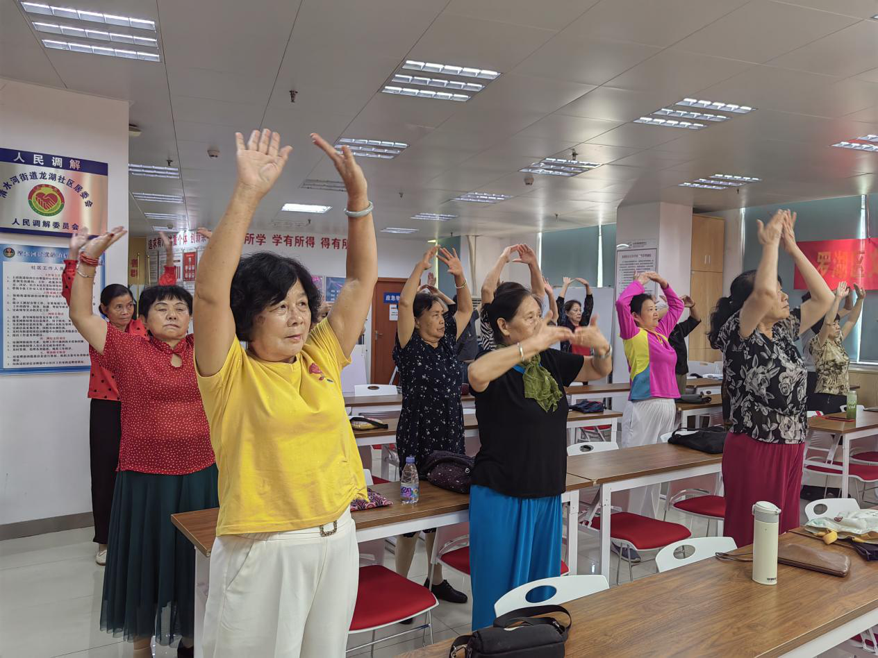 让居民更懂健康！清水河龙湖社区举办中医保健讲座