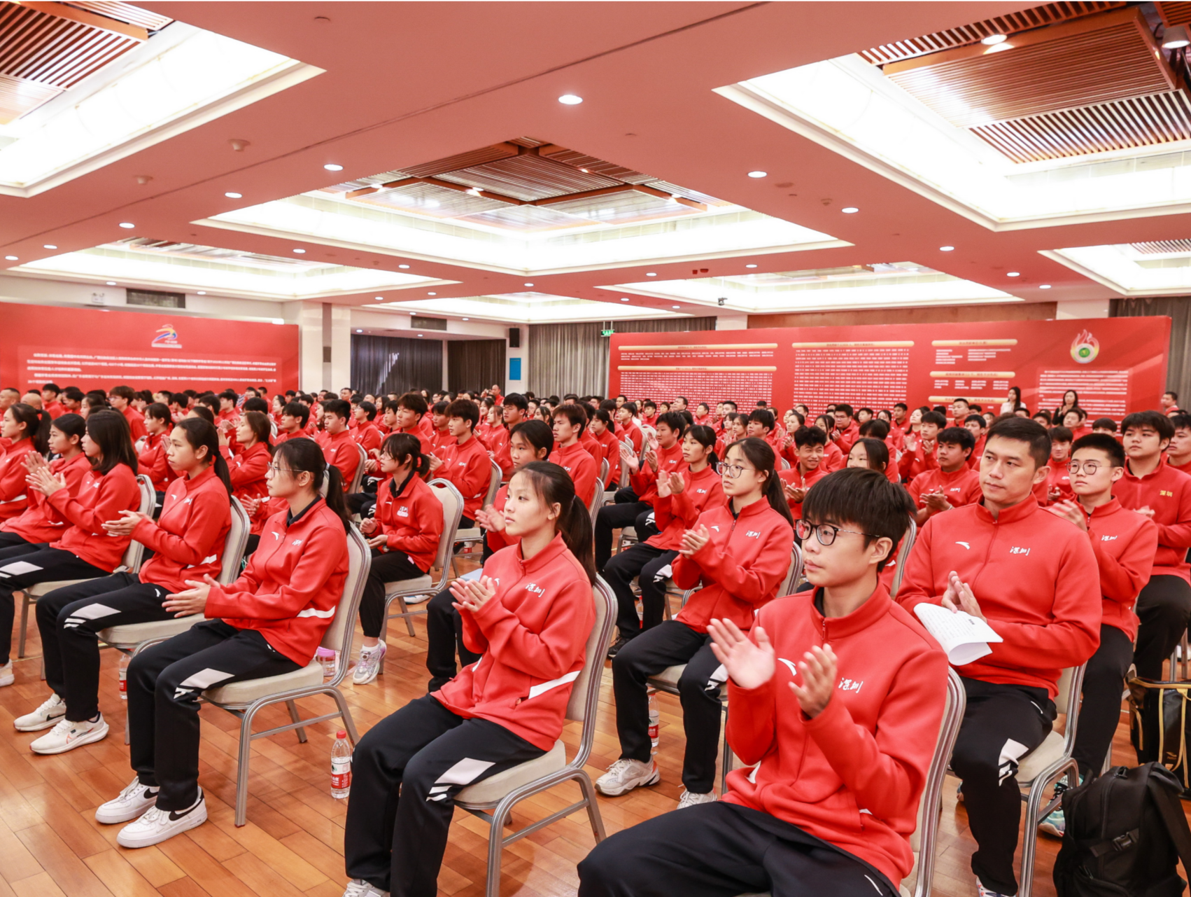 深圳近400人出征首届全国学青会