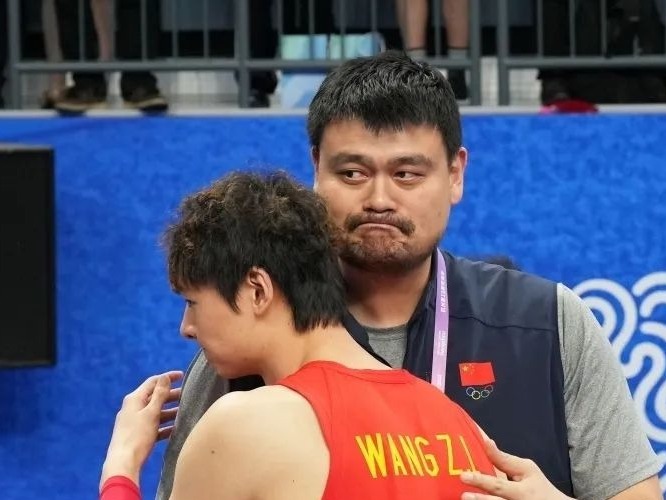 关于中国男篮的一系列问题，姚明作出回应