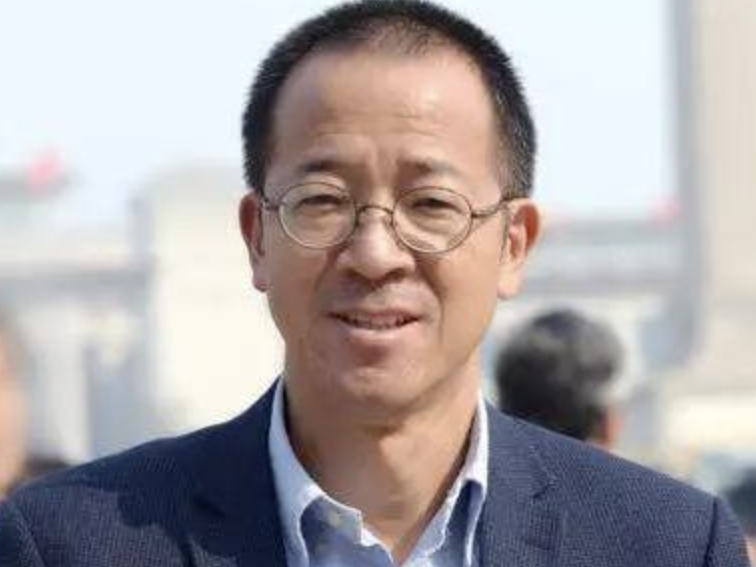 “想为家乡做三件事” 俞敏洪回村，给每位老人2000元！