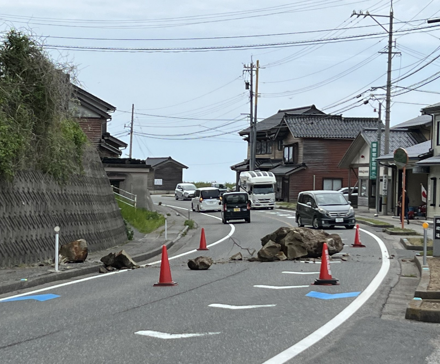 日本宫古岛近海发生6.0级地震
