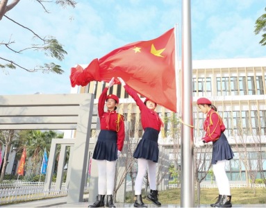深圳有一支小学生组成的少年“国旗班”