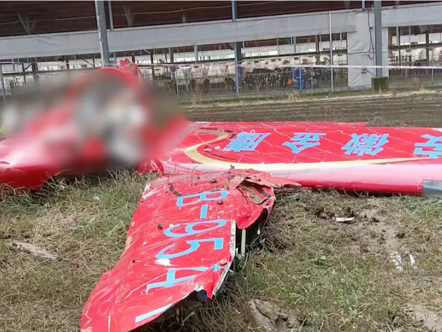 安徽金鹰俱乐部一飞机坠机1死1伤，镇政府：死者疑为教练