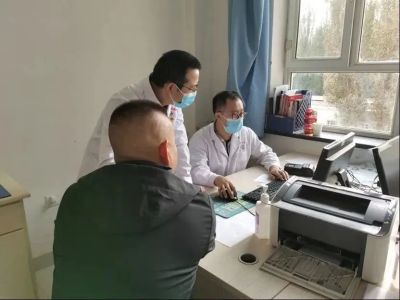 宝安区中医院经典病房团队赴新疆开展专题讲座、诊疗