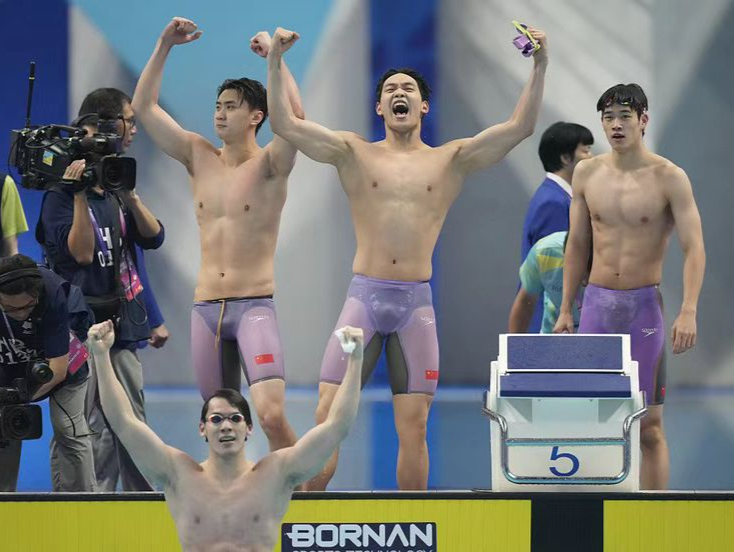 喜报！杭州亚运会游泳比赛落幕，深大学子获5金3银3铜