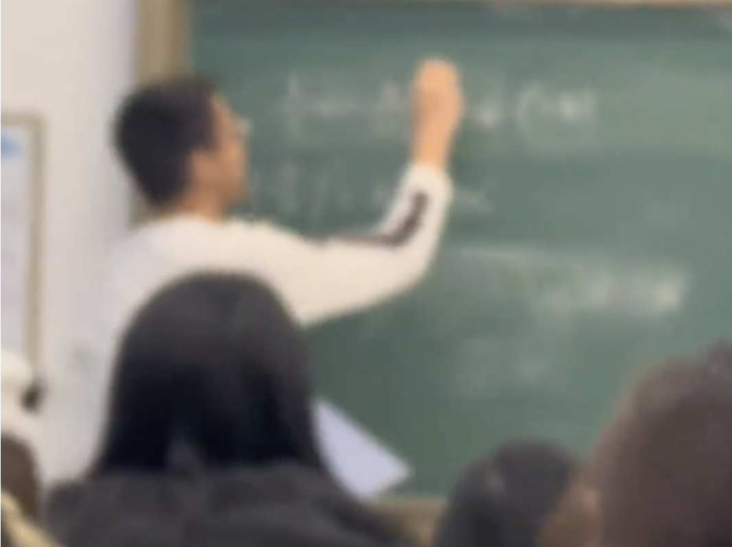  高数老师让高中儿子给大学生讲课 网友：这样的孩子在几号链接？