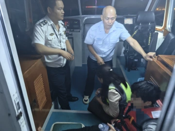 生死21小时！3人乘桨板在大鹏海域游玩失联，多部门联动成功救援