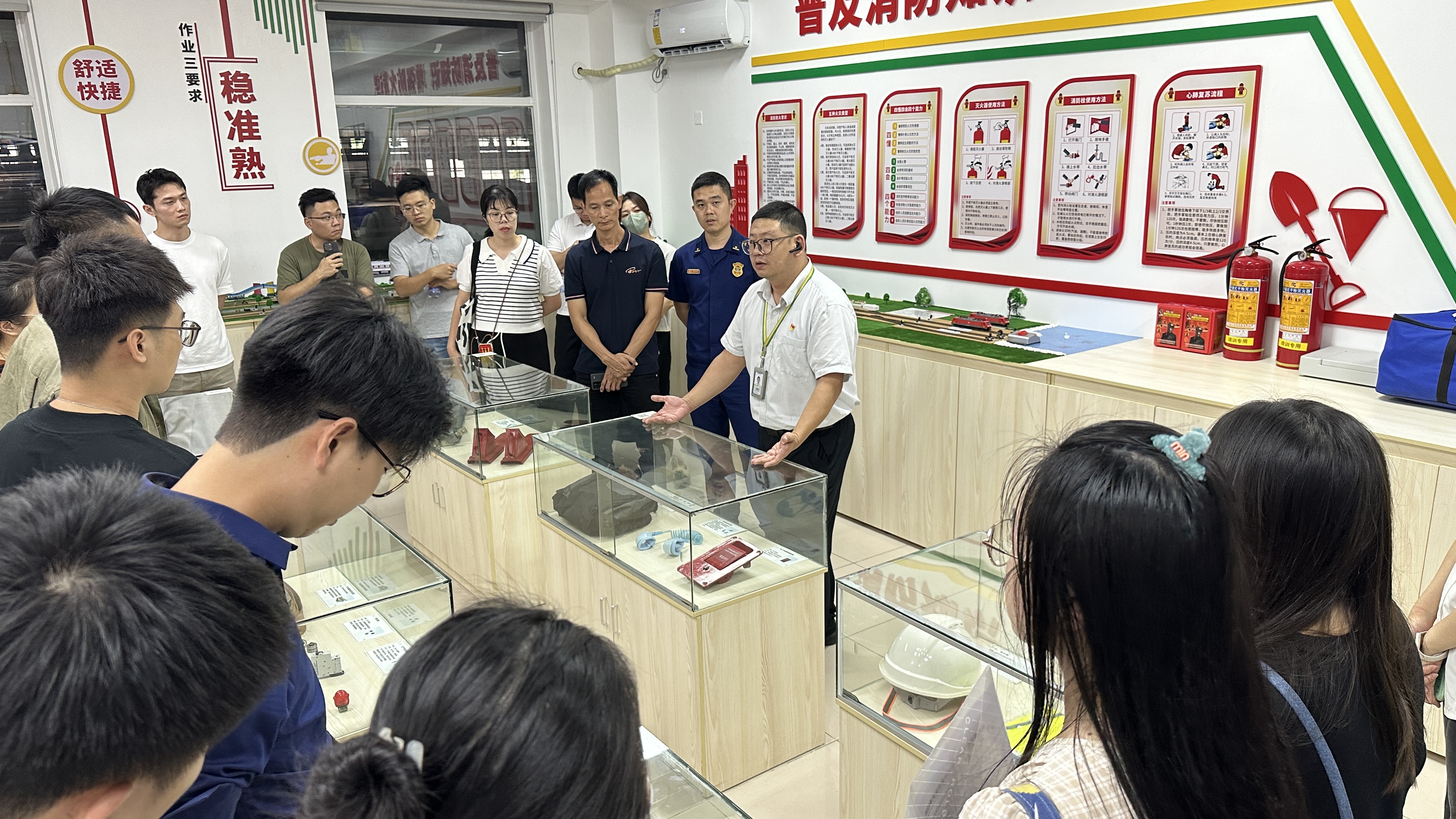 宝安区青年文明号开放日活动举办